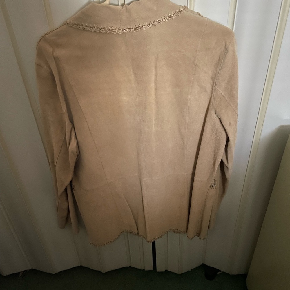 Jacket - Picture 2 of 3